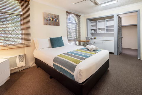 The Beach Motel Hervey Bay - Kawana Tourism 17