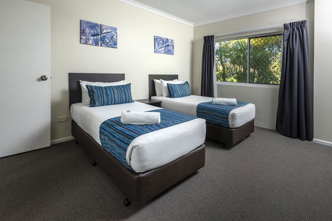 The Beach Motel Hervey Bay - Kawana Tourism 28