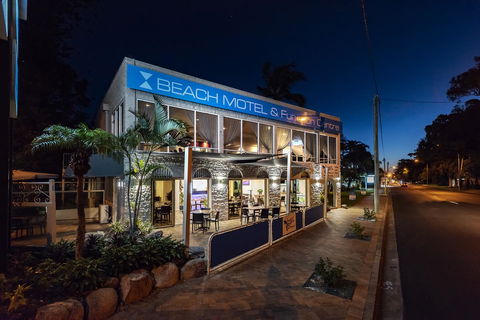 The Beach Motel Hervey Bay - Kawana Tourism 16