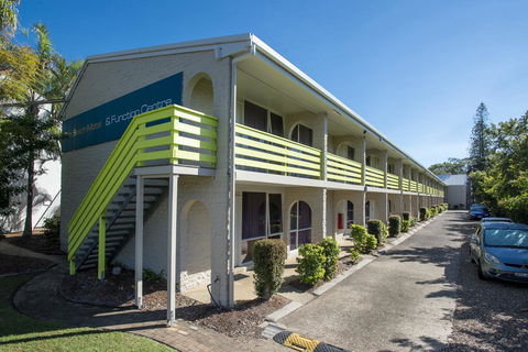 The Beach Motel Hervey Bay - Kawana Tourism 10