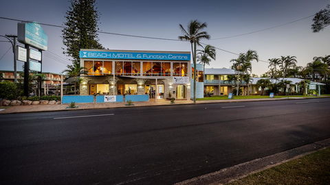 The Beach Motel Hervey Bay - Kawana Tourism 21