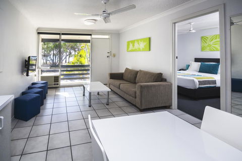 The Beach Motel Hervey Bay - Kawana Tourism 35