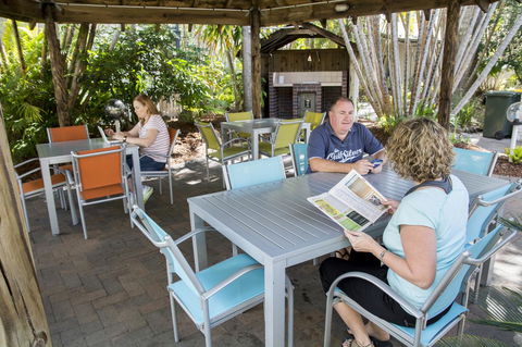 The Beach Motel Hervey Bay - Kawana Tourism 34