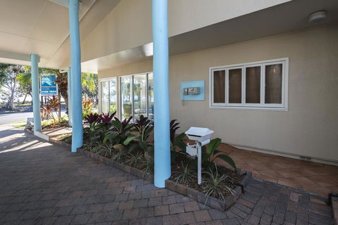 The Beach Motel Hervey Bay - Kawana Tourism 38