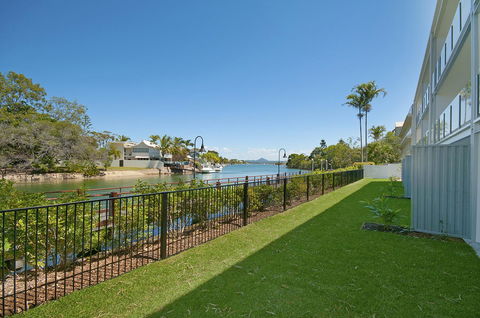 Jacaranda Noosa - Kawana Tourism 25
