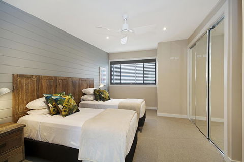 Jacaranda Noosa - Kawana Tourism 16