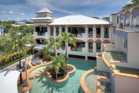 Regal Port Douglas - Kawana Tourism 0