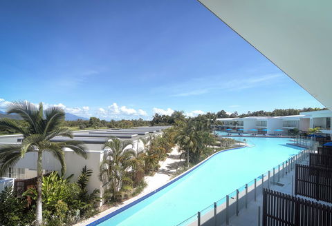 Pool Resort Port Douglas - Kawana Tourism 11