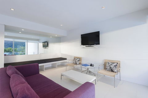 Pool Resort Port Douglas - Kawana Tourism 15