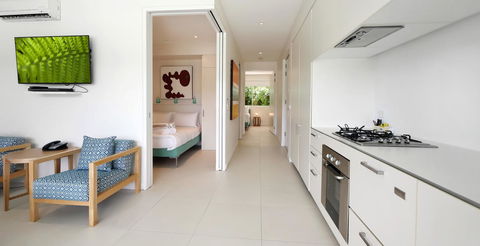 Pool Resort Port Douglas - Kawana Tourism 14