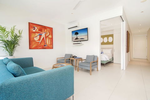 Pool Resort Port Douglas - Kawana Tourism 32