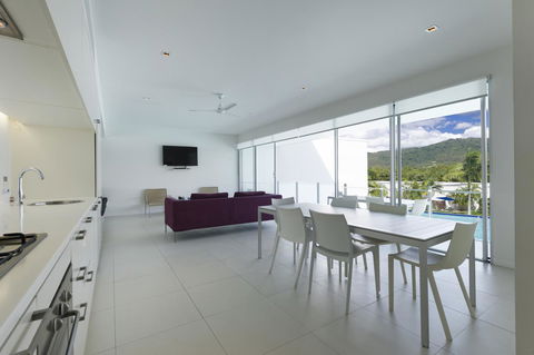 Pool Resort Port Douglas - Kawana Tourism 20