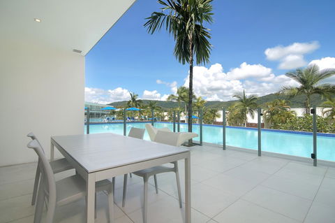 Pool Resort Port Douglas - Kawana Tourism 31