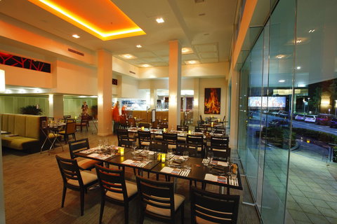 Pacific Hotel Cairns - Kawana Tourism 35