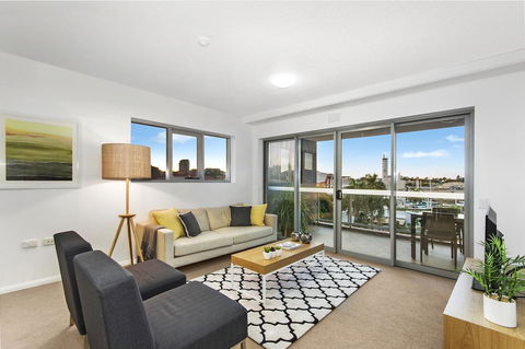 Allure Hotel & Apartments - Kawana Tourism 4