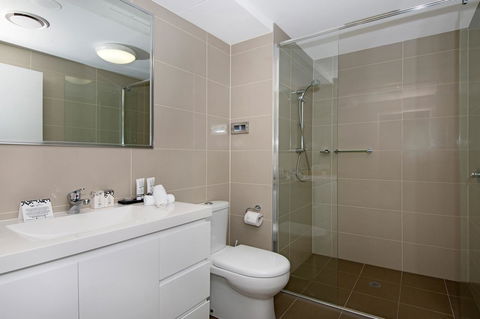 Allure Hotel & Apartments - Kawana Tourism 5