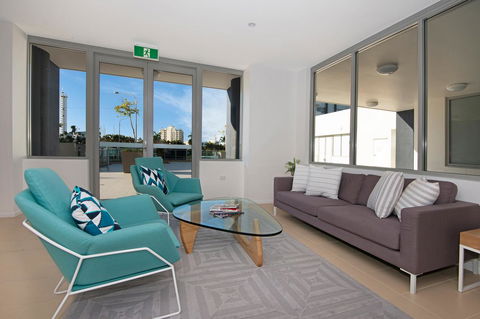 Allure Hotel & Apartments - Kawana Tourism 15