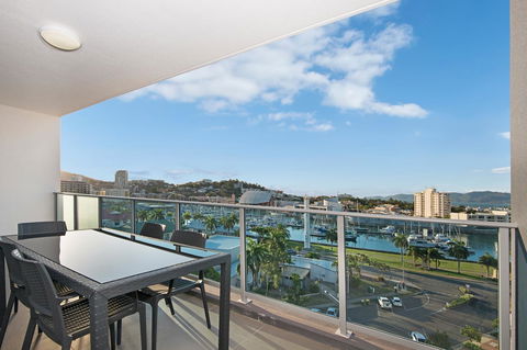Allure Hotel & Apartments - Kawana Tourism 39