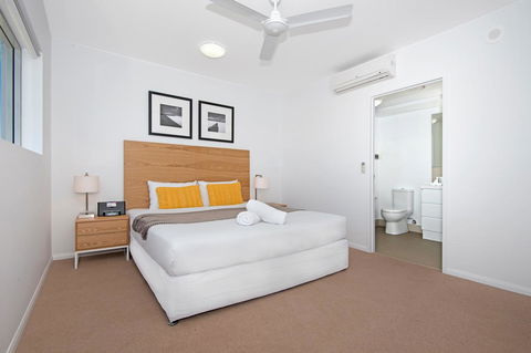 Allure Hotel & Apartments - Kawana Tourism 22