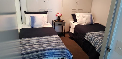 Circle Luxury Holidays - Kawana Tourism 13