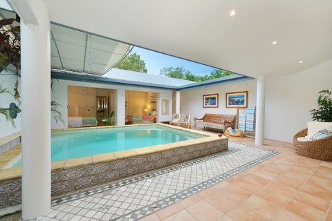 [ ANDY'S BEACH HOUSE ] - Kawana Tourism 21