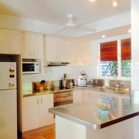 [ ANDY'S BEACH HOUSE ] - Kawana Tourism 36