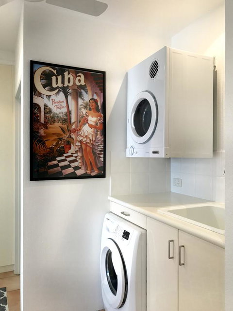 [ ANDY'S BEACH HOUSE ] - Kawana Tourism 37
