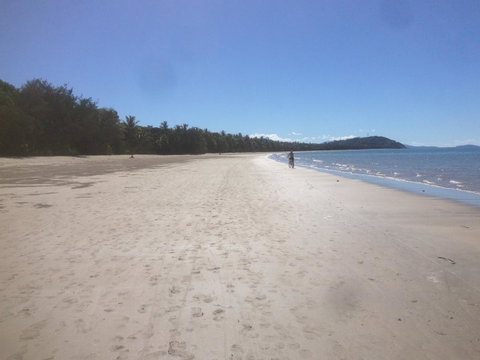 [ ANDY'S BEACH HOUSE ] - Kawana Tourism 2