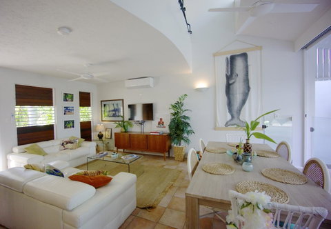 [ ANDY'S BEACH HOUSE ] - Kawana Tourism 34
