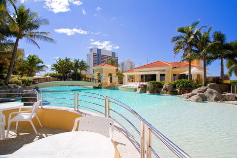 Mantra Towers Of Chevron - Kawana Tourism 1