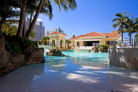 Mantra Towers Of Chevron - Kawana Tourism 10