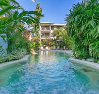 Sea Point on Trinity Beach - Kawana Tourism