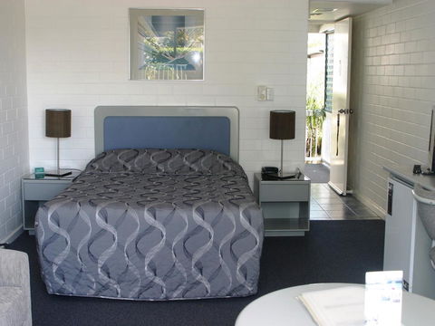 Dalby Manor Motor Inn - Kawana Tourism 26