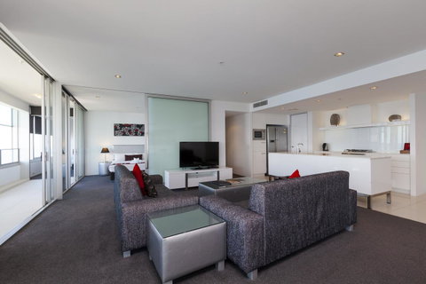 Q1 Resort & Spa - Official - Kawana Tourism 38