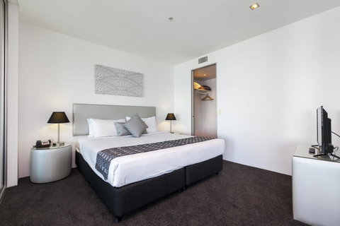 Q1 Resort & Spa - Official - Kawana Tourism 33