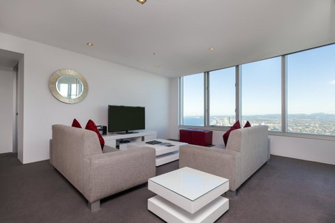 Q1 Resort & Spa - Official - Kawana Tourism 43