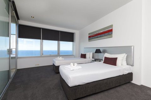 Q1 Resort & Spa - Official - Kawana Tourism 8