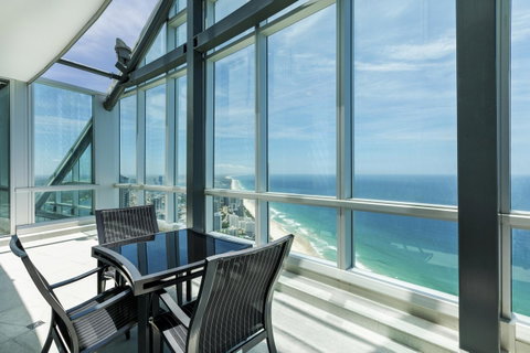 Q1 Resort & Spa - Official - Kawana Tourism 15