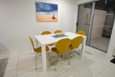 Direct Collective - Breeze On Brightwater - Kawana Tourism 26