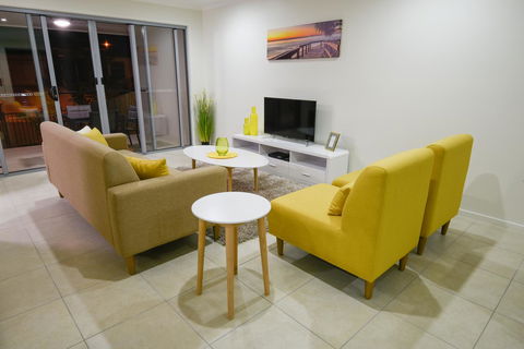 Direct Collective - Breeze On Brightwater - Kawana Tourism 1