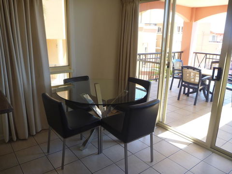 Martinique Whitsunday Resort - Kawana Tourism 44