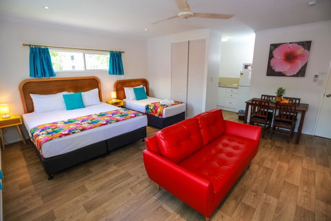 Port Douglas Motel - Kawana Tourism 2