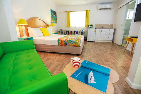 Port Douglas Motel - Kawana Tourism 16