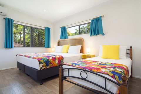 Port Douglas Motel - Kawana Tourism 40