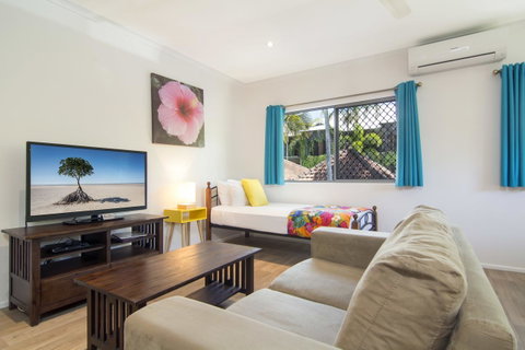 Port Douglas Motel - Kawana Tourism 36