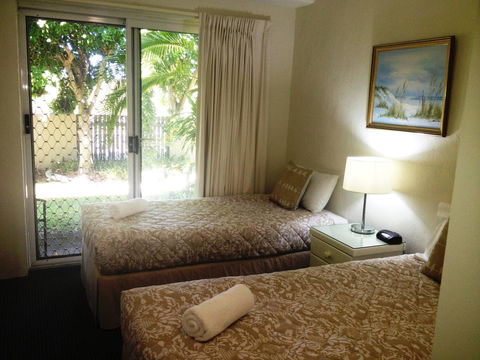 Noosa Keys Resort - Kawana Tourism 9