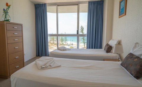 Mandolin Beachfront Resort - Kawana Tourism 30