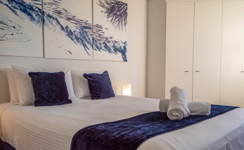 Mandolin Beachfront Resort - Kawana Tourism 14