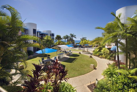 Headland Tropicana Resort - Kawana Tourism 2