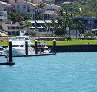 Airlie Seaview Apartments - Kawana Tourism